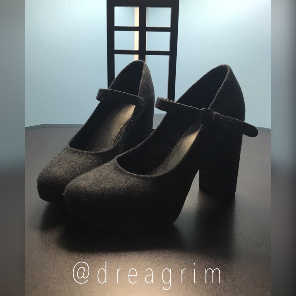 X Appeal - Charcoal/Black Fuzzy Pumps